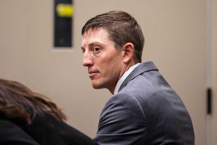 Geen oordeel, verklaarde Mistrial, in het proces tegen de politieagent van Michigan die Congolese immigrant heeft vermoord