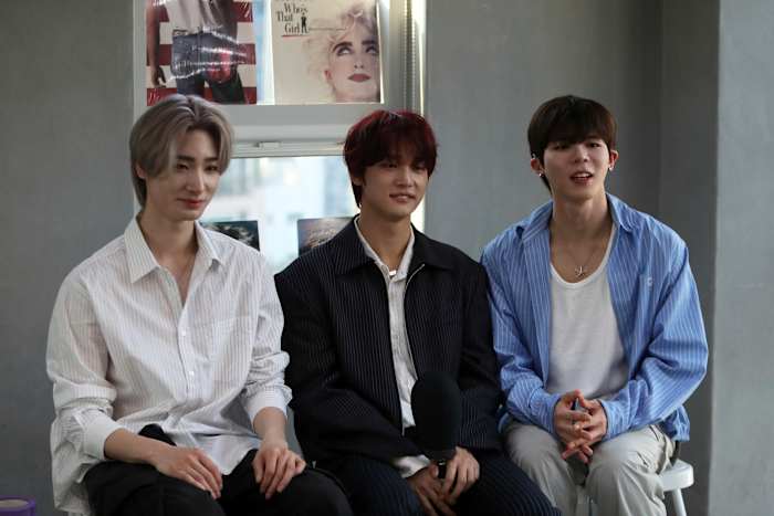 Grote oceaan breekt nieuwe grond als de eerste dove groep van K-Pop