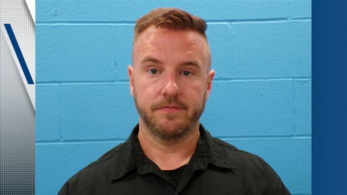 Hays County Corrections Officer gearresteerd op aanklachten voor kinderen