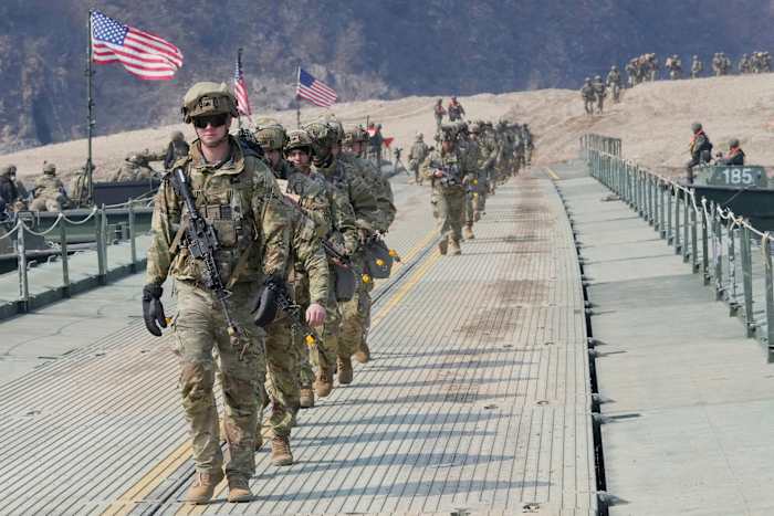 Het Amerikaanse leger heeft de afgelopen 3 jaar $ 6 miljard uitgegeven om troepen te werven en te behouden