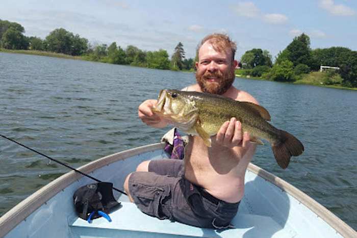 Hij werd gedood bij het schieten op de weg. AI stond hem toe zijn eigen verslag over de impact van het slachtoffer af te leveren