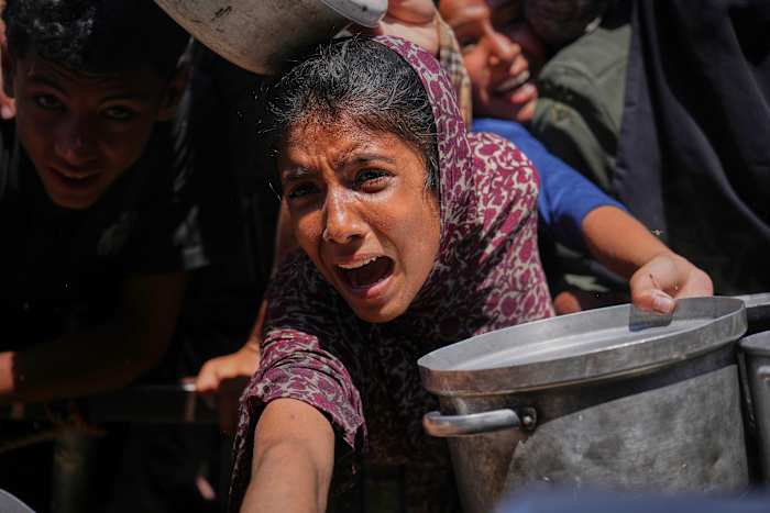 Hoe moet het nieuwe Gaza Aid Plan werken - en waarom zijn er zoveel hulpgroepen ertegen?