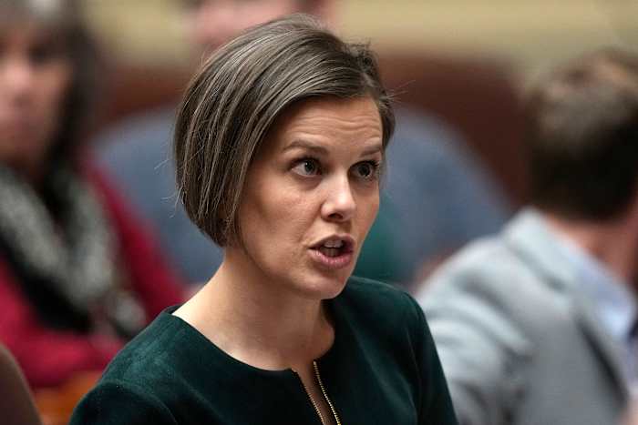 Hooggerechtshof beveelt Maine House om de stem van GOP-wetgever te herstellen die online transatleet van trans