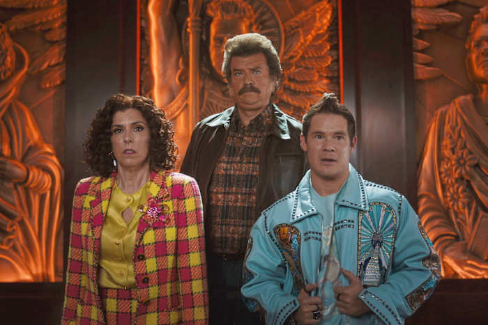 In het laatste seizoen omarmt 'de rechtvaardige edelstenen' verdorvenheid, zelfs als het christenen aanspreekt