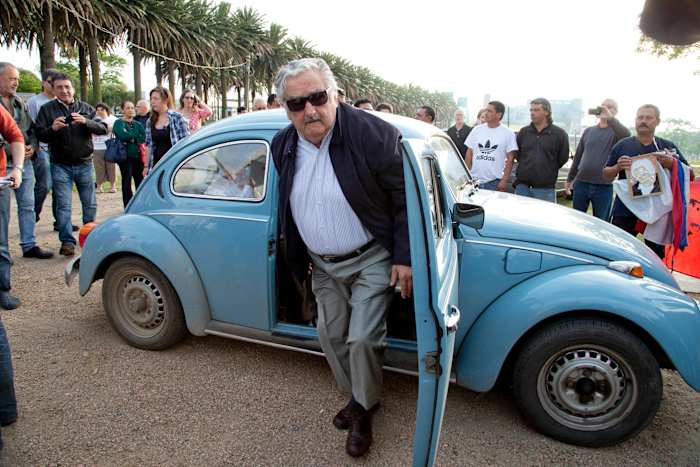 José Mujica, de bescheiden president van Uruguay die zijn land veranderde en de wereld charmeerde, sterft op 89