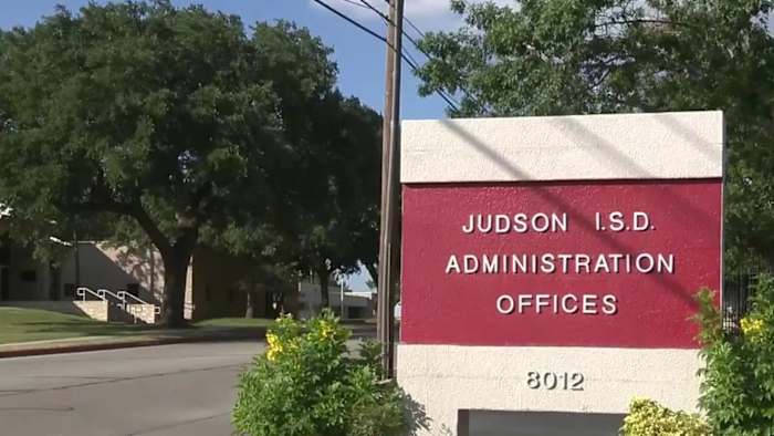 Judson ISD Board om de stem te bespreken om Judson Middle School te sluiten, een andere basisschool