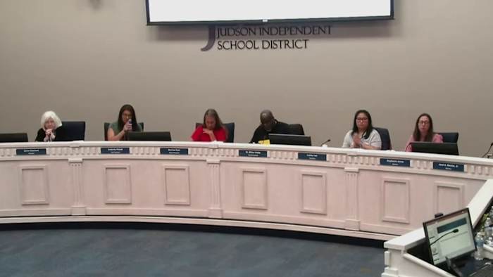 Judson ISD Board stemt tegen het sluiten van drie scholen ondanks de dalende inschrijving, financiële uitdagingen