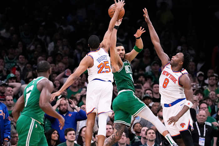 Knicks nemen een 2-0 voorsprong over de Celtics nadat ze weer van 20 naar beneden zijn gekomen om 91-90 te winnen