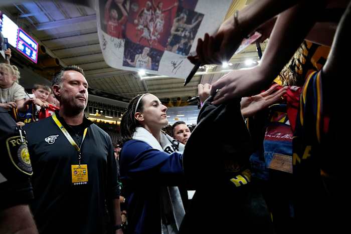Koortsveteranen worden gewend aan nieuwe ervaring met Caitlin Clark in basketbal-rijke Indiana