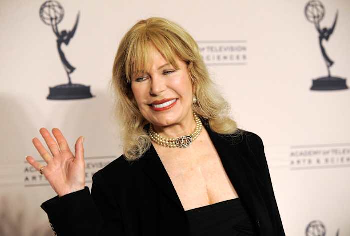 Loretta Swit, Emmy-winnaar die Maj. Houlihan speelde over de baanbrekende serie 'Mash', is gestorven op 87