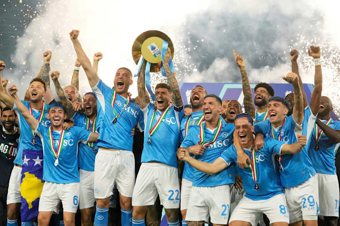 McTominay en Lukaku -doelen leiden Napoli naar Serie A Title en Conte's 'meest onverwachte' trofee