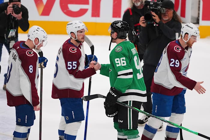 Mikko Rantanen heeft een 4-punts 3e periode voor sterren om het voormalige team ongelooflijk te slaan uit play-offs