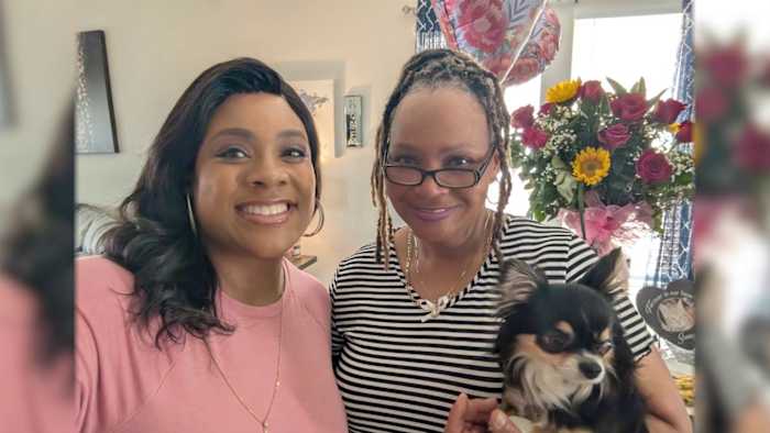 Moederdag vieren met een budget: KSAT's Japanie Gray verrast haar moeder