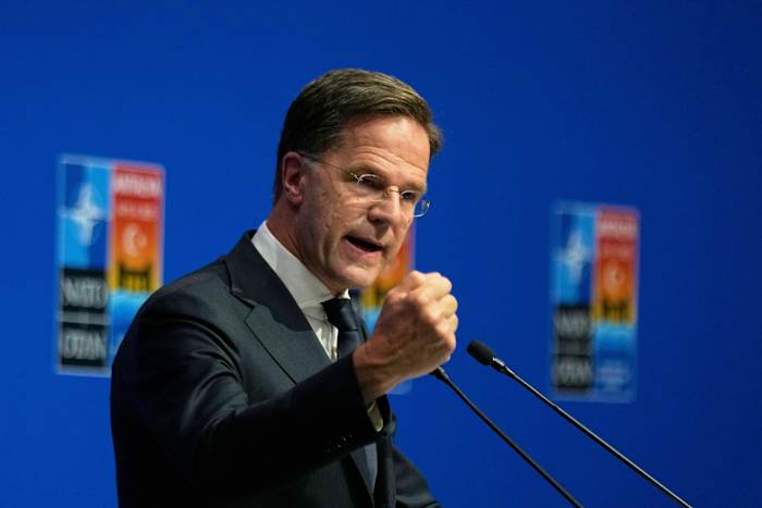 NAVO Mulls Us vraag naar een grote toename van de uitgaven voor defensie, aangezien sommigen moeite hebben om het doel van vandaag te bereiken