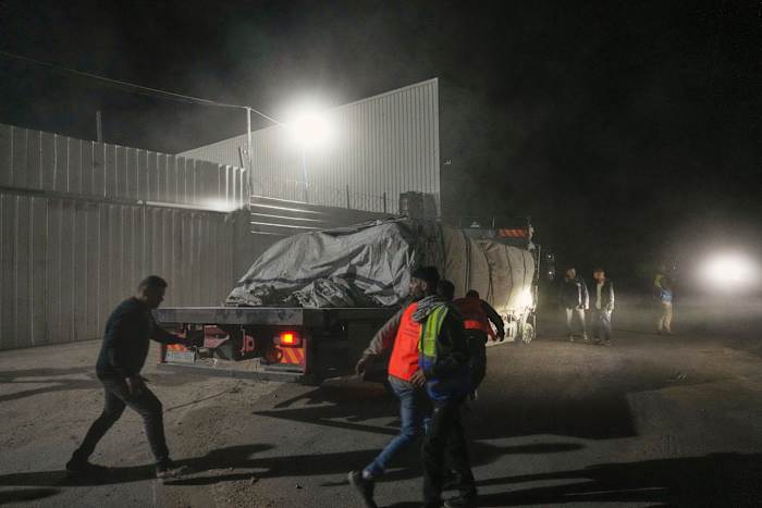 Netanyahu belooft een nieuw Gaza Aid Delivery Plan, omdat de voorraden nog steeds niet Palestijnen bereiken