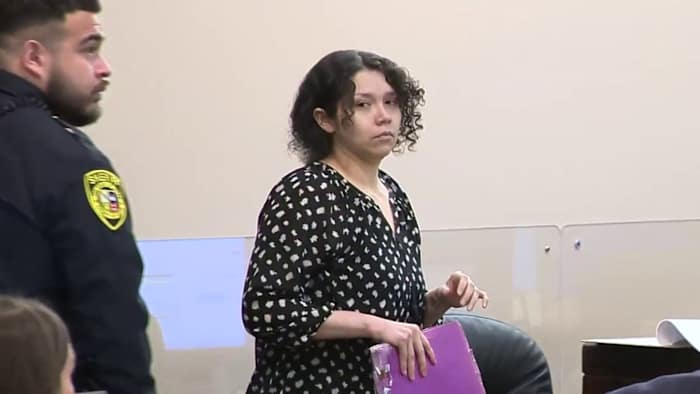 Northwest Side Woman vrijgesproken in het neerschieten van de dood van het vriendje