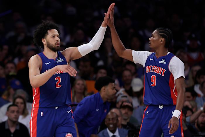 Pistons versloegen Knicks 106-103 in Game 5 om in leven te blijven in de serie First-Round