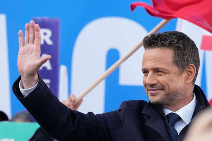 Polen stemt op een nieuwe president zondag naarmate de zorgen groeien over de toekomst