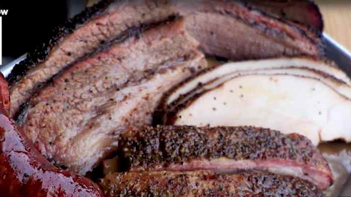 Segguin's Burnt Bean Co. genaamd Best BBQ Joint in de staat door Texas Monthly