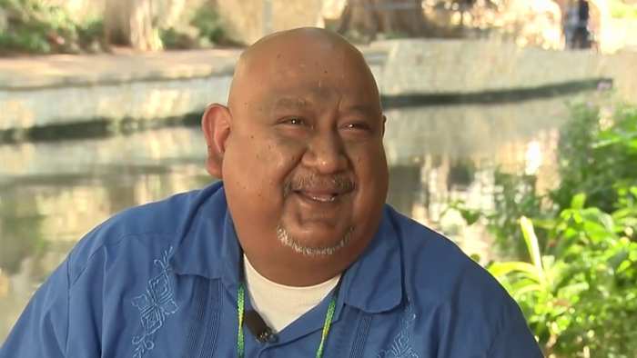 'Show Me Your Shoes': Cancer Survivor deelt liefde voor alle dingen San Antonio