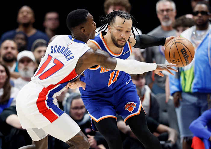 Steve Kerr komt naar de verdediging van Jalen Brunson een dag nadat Knicks Guard werd gejaagd door Pistons -fans