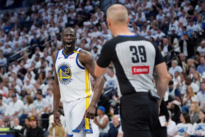 Timberwolves zeggen dat fan uitgeworpen voor gedrag jegens Draymond Green tijdens de play -off game van donderdag