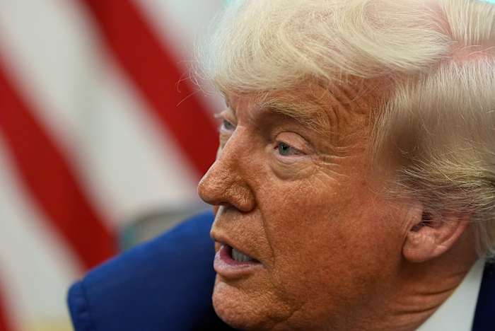 Trump -administratie vraagt ​​het Hooggerechtshof om waakhondtoegang tot Doge -documenten te blokkeren