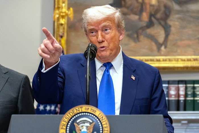 Trump geniet van het uitspreken van het bizarre. Hier staan ​​enkele van zijn meest showstopping opmerkingen