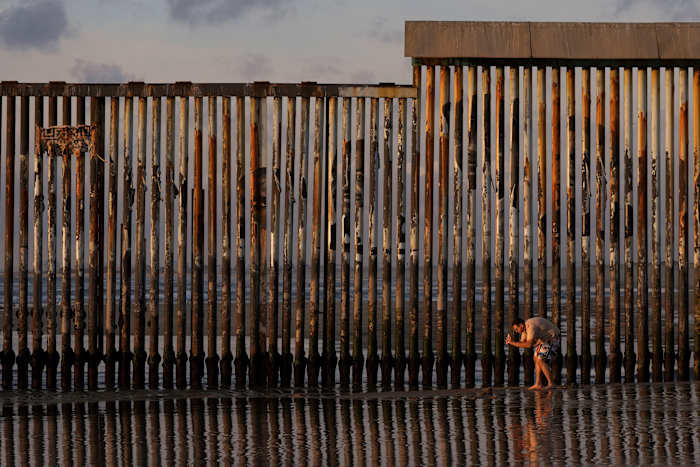 Trump schort het asielsysteem op en laat immigranten een onzekere toekomst onder ogen zien