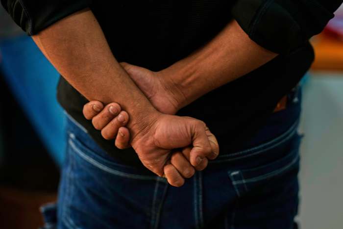 VN -bureau, Rohingya -vluchtelingen, beweren dat Indiase autoriteiten tientallen van hen in de zee in de buurt van Myanmar hebben geworpen