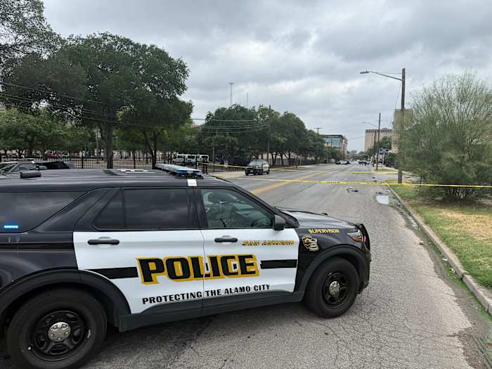 Vrouw neergestoken door een andere vrouw in het centrum van San Antonio, zegt SAPD