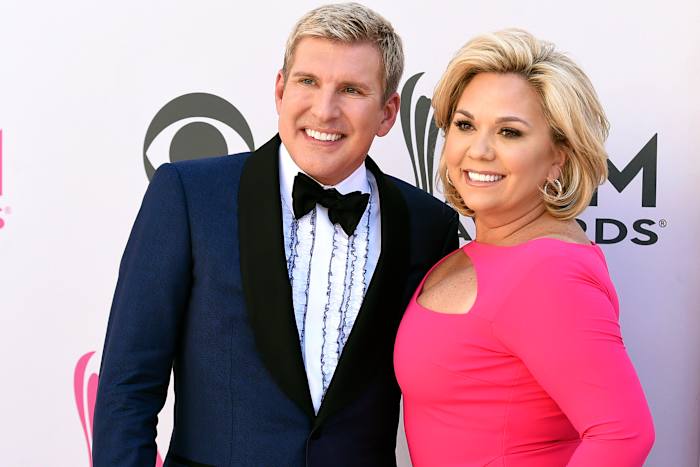Wat te weten over reality -tv -sterren Julie en Todd Chrisley, die gratie werden door Trump