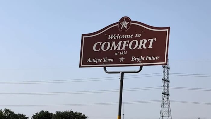 Water hoofdbreuk in comfort draagt ​​bij aan de aanhoudende water ellende van de stad