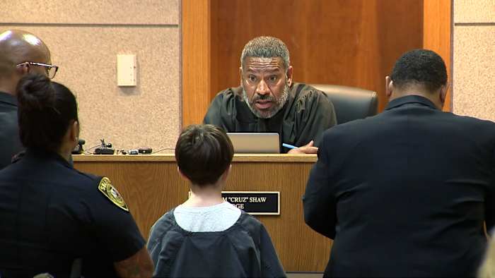 11-jarige die Gun, 60 rondes munitie bracht naar Harris Middle School veroordeeld 1 jaar uitgestelde beoordeling