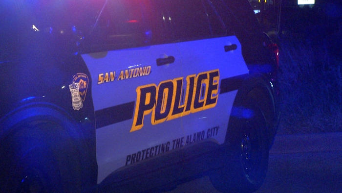 2 schot na het gevecht buiten de noordwestelijke zijbar, zegt de politie