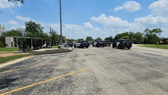 3 in het ziekenhuis opgenomen na toevallige schieten op South Side Range, zegt SAPD