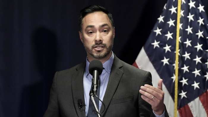 Amerikaanse vertegenwoordiger Joaquin Castro zegt dat hij op de doellijst van de vermeende Minnesota Assassin stond