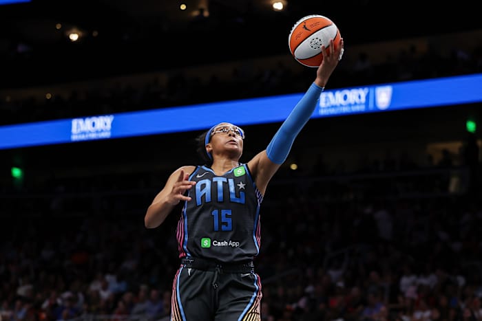 Atlanta Dream Off to Hot Start onder nieuwe coach Karl Smeesko en Play of Allisha Gray