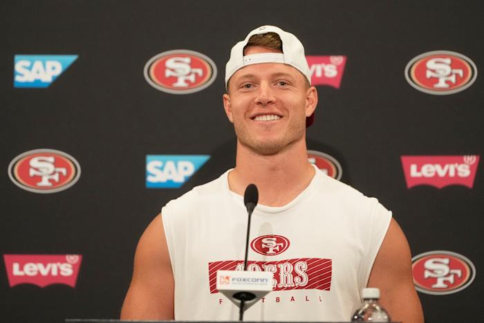 Christian McCaffrey hoopt dat langer buiten het seizoen leidt tot een betere gezondheid in 2025 voor 49ers