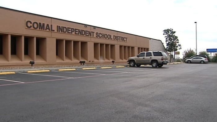 Comal ISD Board keurt loonsverhoging goed voor districtswerknemers voor 2025-26 schooljaar