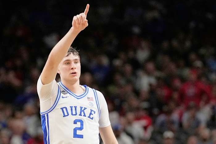 Cooper Flagg is de prijsspeler omdat de Mavericks de nummer 1 pick in het NBA -concept houden