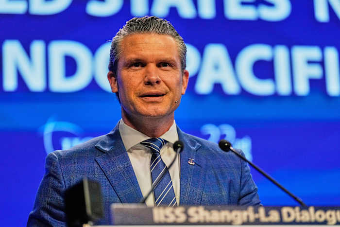 De Amerikaanse minister van Defensie waarschuwt Indo-Pacific bondgenoten van 'dreigende' dreiging uit China