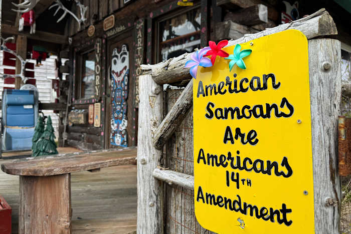 De koloniale geschiedenis van een Amerikaans grondgebied ontstaat in staatsgeschillen over stemmen en burgerschap