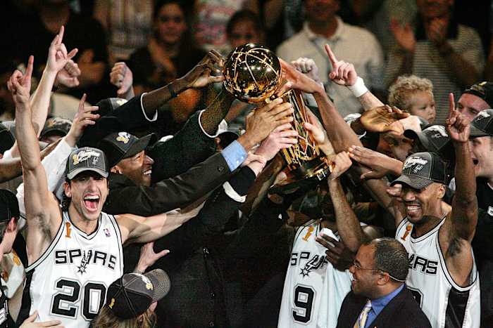 Een terugblik op de NBA Finals -overwinning van de Spurs uit 2005 op de zuigers