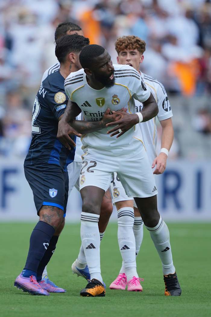 FIFA onderzoekt of Rüdeliger van Real Madrid racistisch werd misbruikt door tegenstander bij Club World Cup