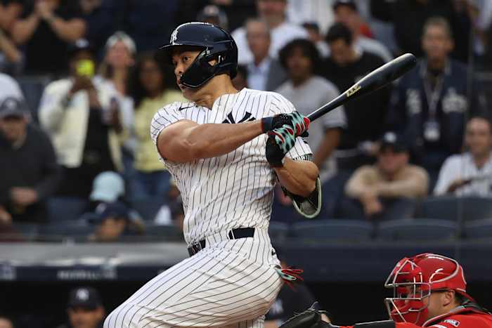 Giancarlo Stanton maakt seizoendebuut voor Yankees na het missen van de eerste 70 wedstrijden