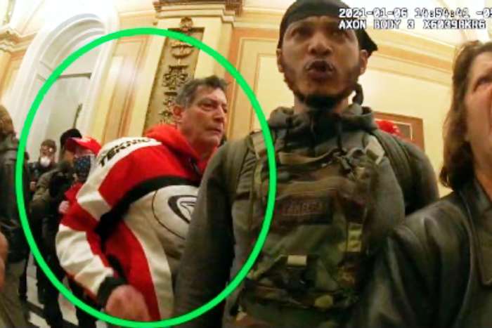 Het proces wordt geopend voor een rechtszaak tegen gratie op Capitol Riot Daagde over de zelfmoord van de politieagent