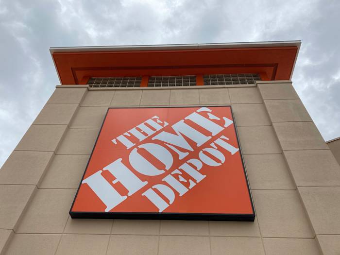 Home Depot Koop Specialty Building Products Distributeur GM's in deal ter waarde van ongeveer $ 4,3 miljard