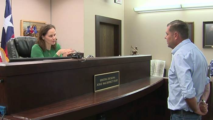 'Ik ben dankbaar': veteraan deelt reis door de behandelingsrechtbank van Bexar County