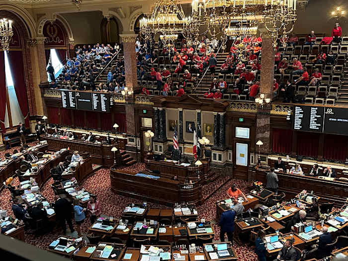 Iowa Governor verwerpt de GOP -rekening om de voorschriften van de koolstofdioxide -pijplijn van Summit te vergroten